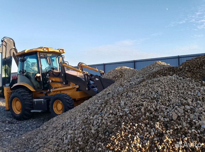 Экскаватор-погрузчик MST M542, 2022