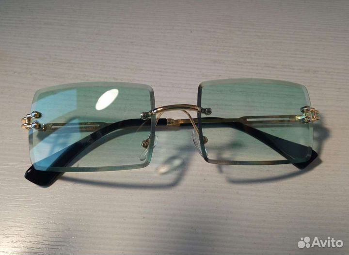 Солнцезащитные очки женские