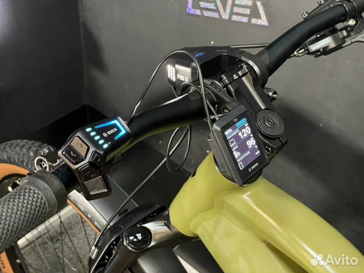 2023 cube reaction hybrid race 750 XXL