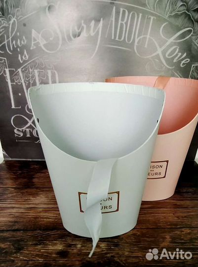 Коробка упаковка,корзинка для букета