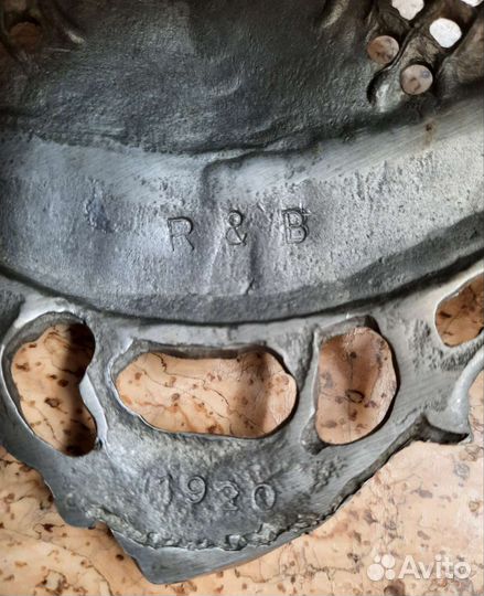 Винтажные каминные часы. Литьё. 1920 г. Европа