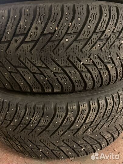 Nokian Tyres Hakkapeliitta 8 225/55 R17 97T