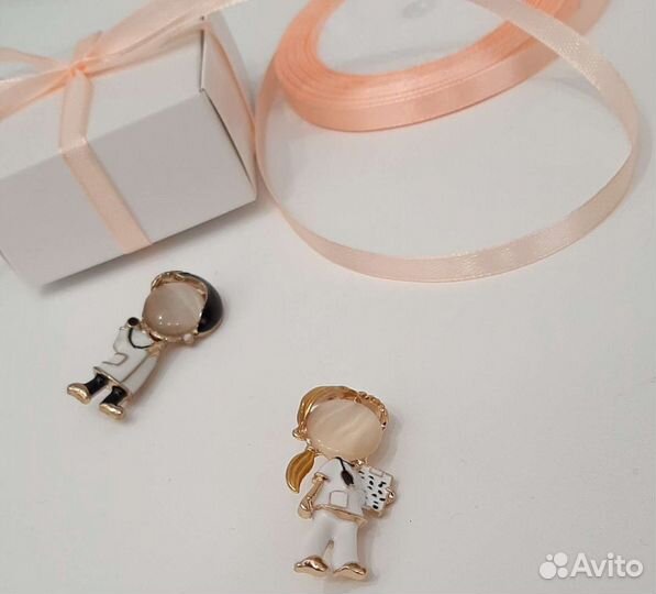 Брошь для врача или медсестры (подарочная коробка)