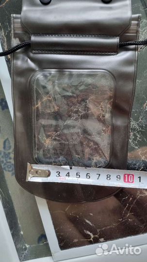 Чехлы на телефон