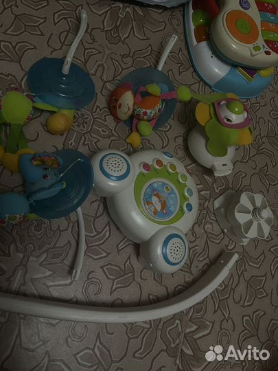 Мобиль на детскую кроватку