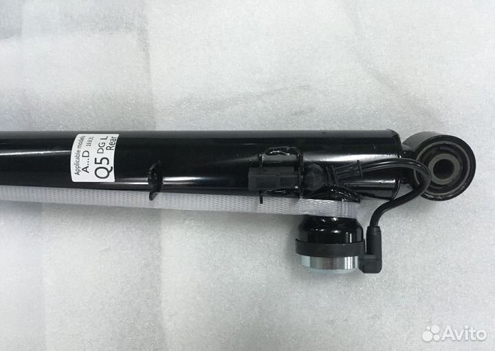Амортизатор задний левый Audi Q5 8R0513025J