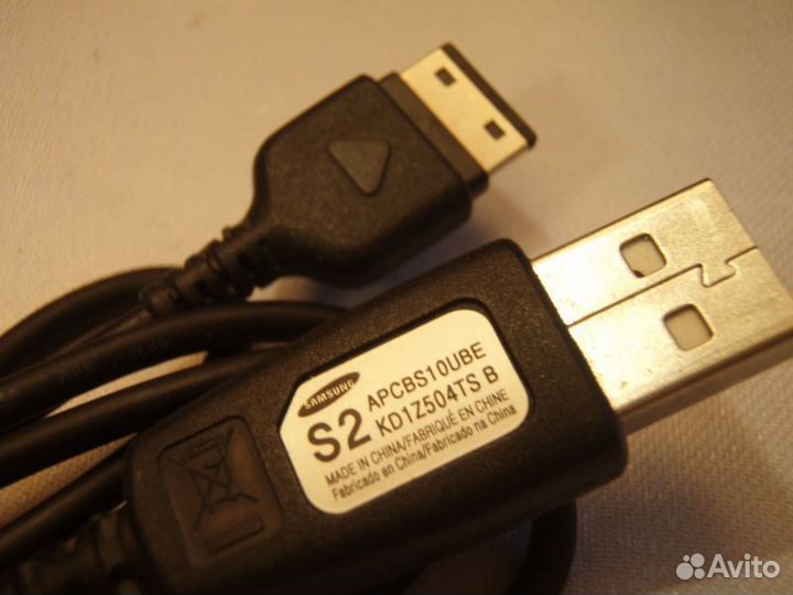 Зарядки, кабели, чехлы для старых сотовых