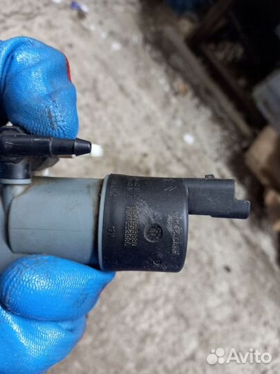 Насос омывателя Nissan Qashqai I рестайлинг (2010—