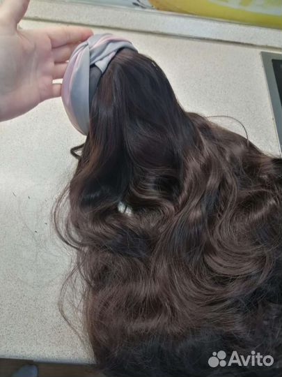 Пряди на заколках, парик