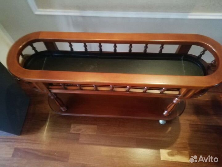 Подставка для цветов. Дерево. Италия. В отличном с