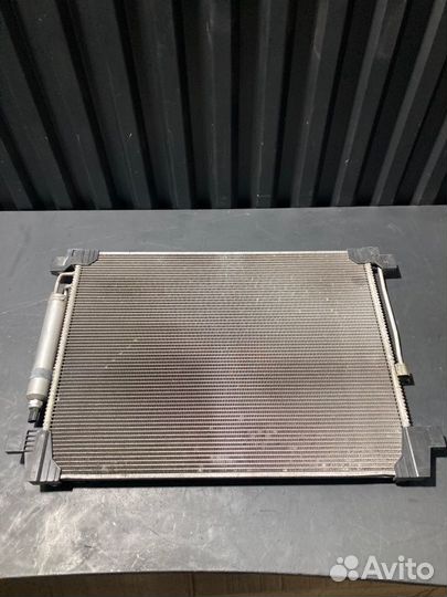 Радиатор кондиционера передний Infiniti M25 M37