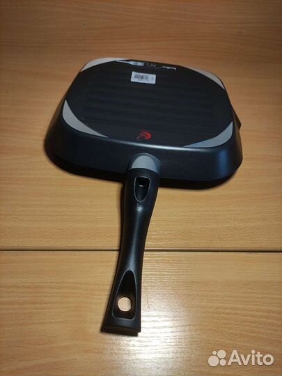 Сковорода гриль новая
