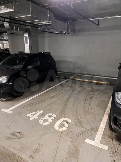 Машиноместо, 14 м²