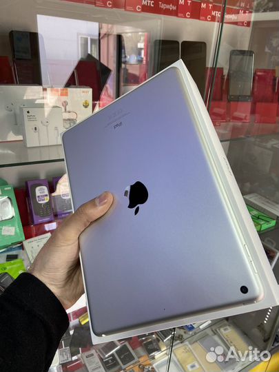 Планшет Apple iPad 10.2 Wi-Fi 256 гб