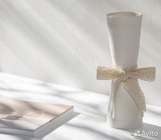 Керамическая ваза для цветов 