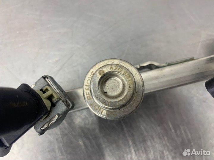 Топливная рампа Mercedes Clk A209 M273 5.5I 2007