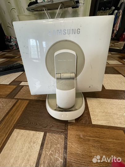 Монитор samsung