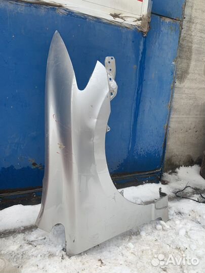 Honda civic 4D крыло переднее правое