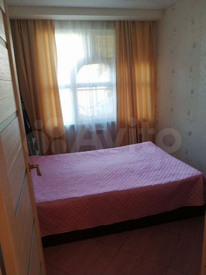 3-к. квартира, 80 м², 1/5 эт.
