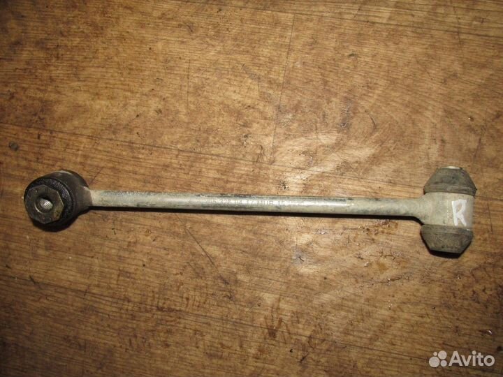 Стойка заднего стабилизатора правая