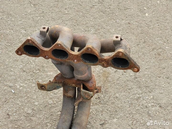 Коллектор выпускной Mitsubishi Galant 8