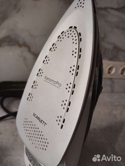 Утюг Scarlett