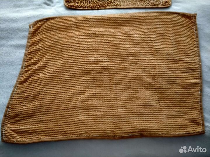 Коврики для ванной и туалета б/у