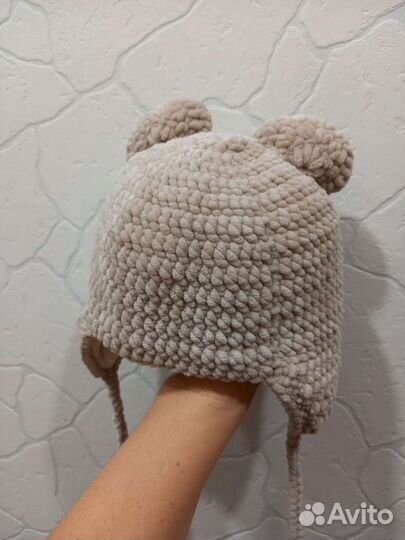 Зимняя детская шапка