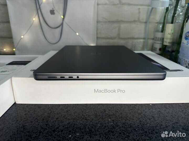 MacBook Pro 16 2023 М2 Pro/16GB/1Tb/12ц