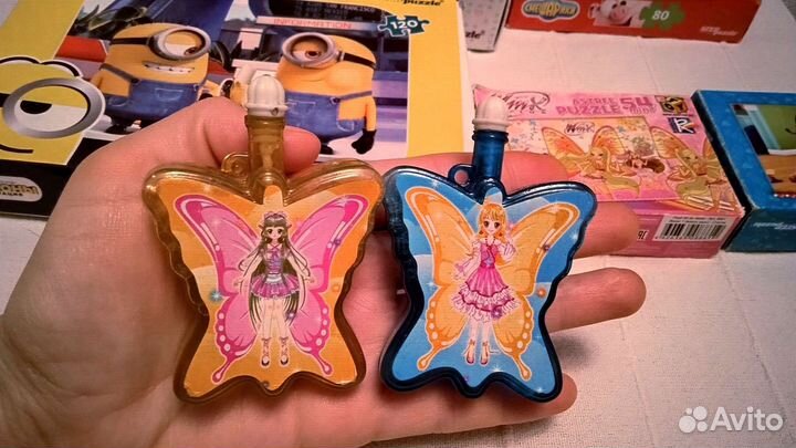 Пакетом игрушки для песка, пазлы, пузыри, кубики