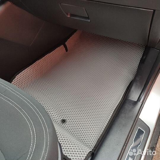 EVA коврики 3D на Kia Sportage с бортами