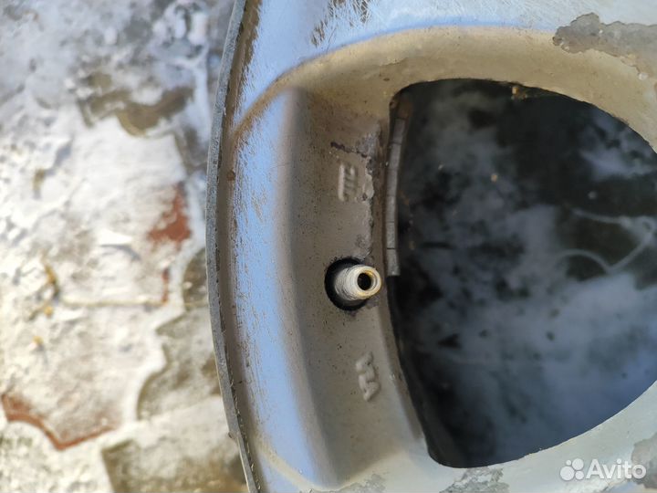 Диски литые toyota R16