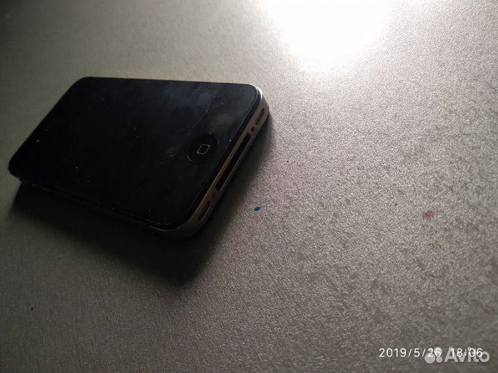 iPhone 4S, 32 ГБ
