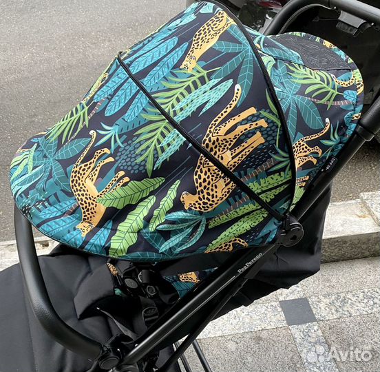 Новая коляска Peg Perego Selfie Jaguars