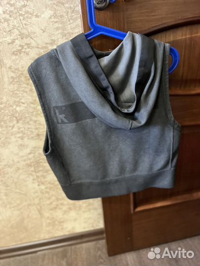 Спортивная одежда 44