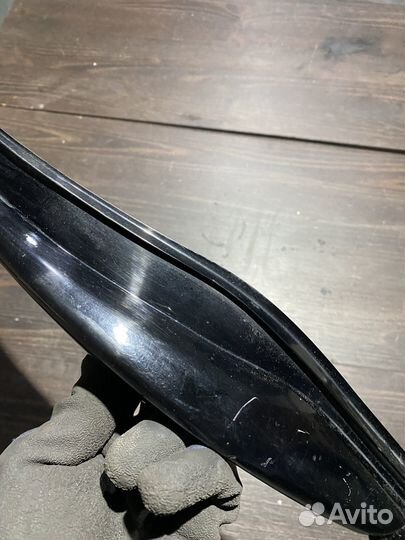 Левый пластик хвоста kawasaki Versys 650 ABS