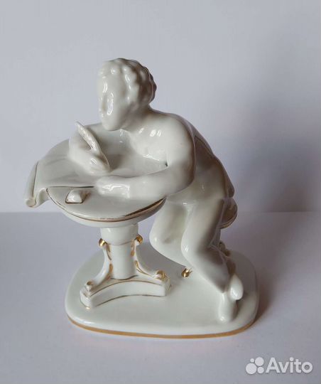 Статуэтка Фарфор Юный Пушкин