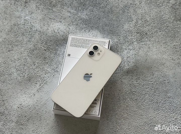 iPhone 12, 64 ГБ