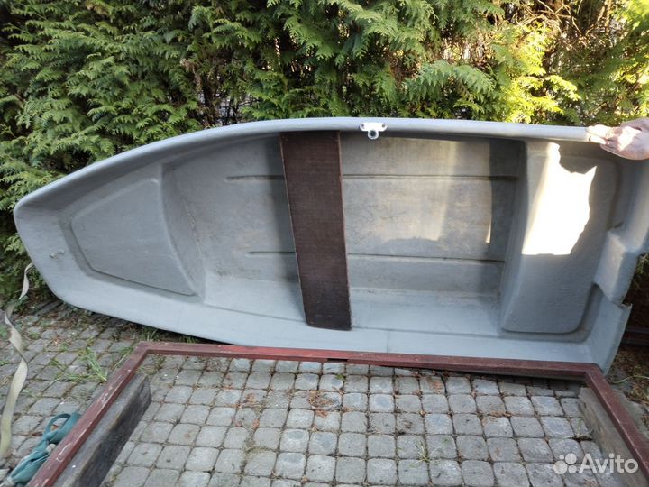 Весельная лодка