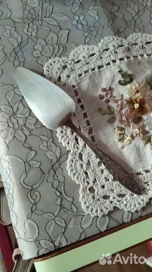 Мельхиоровая лопатка для торта