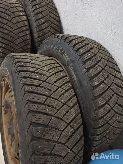 Goodyear Ultragrip Ice Arctic 195/65 R15 95T