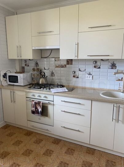 2-к. квартира, 53 м², 3/5 эт.