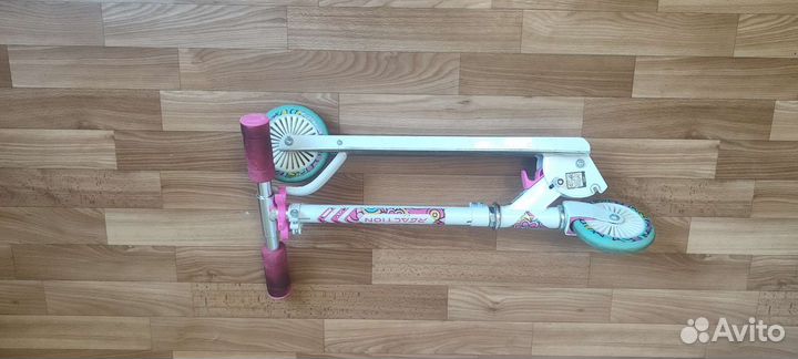 Самокат детский двухколесный бу