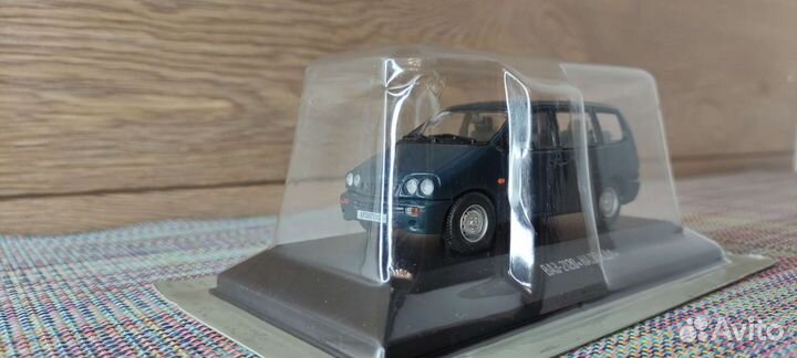 Нивы / Ваз 2120 надежда, 1/43