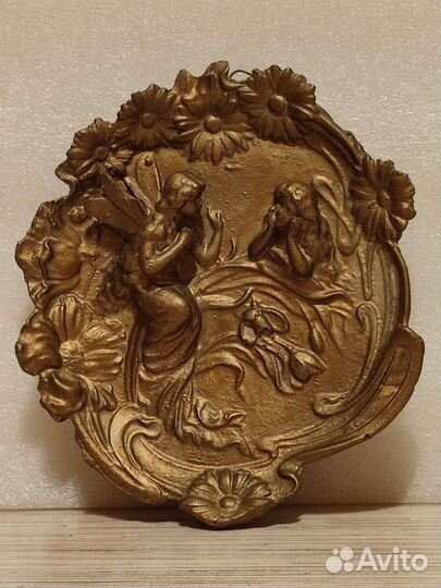 Барельеф. Лепнина.Пано настенное