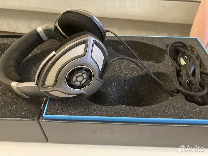 Продаю наушники