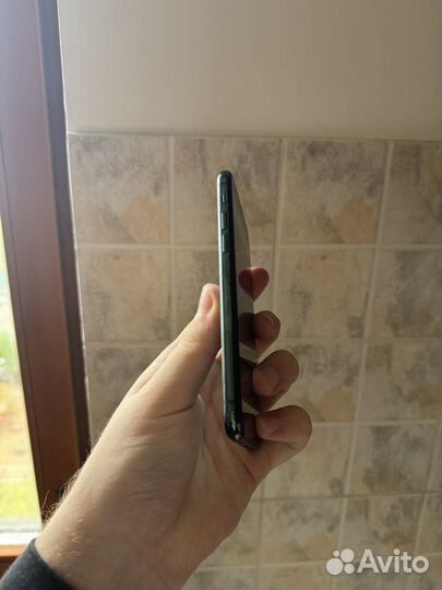 iPhone 11 Pro, 64 ГБ