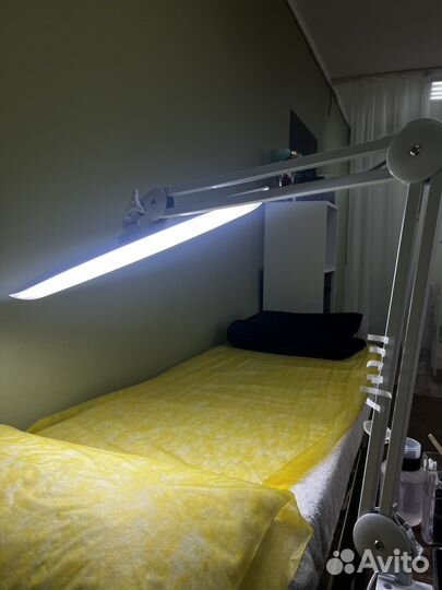 Лампа для наращивания ресниц и маникюра