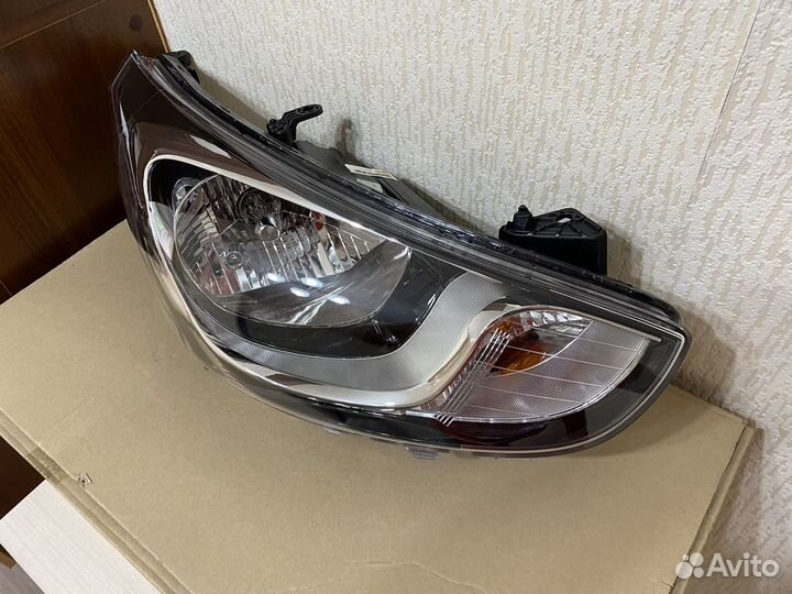 Фара Hyundai Accent solaris оригинал новая