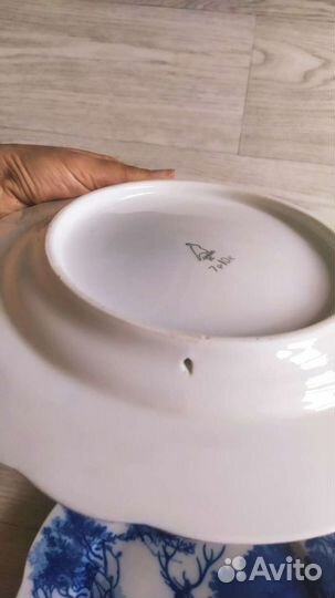 Тарелка декоративная фарфор